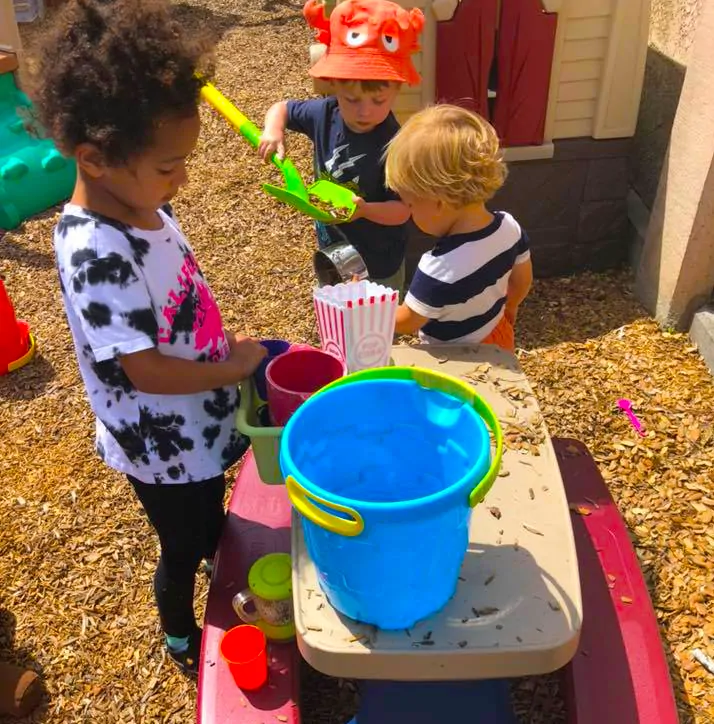 Affordable daycare services in Nicasio, CA - Best Friends Daycare Novato offers child care services, In-Home family style small children groups, play and learn method, 4 meals a day in a loving and caring environment